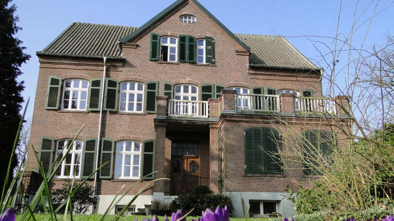 Neue Energie für das Naturschutzzentrum (PV-Anlage und Heizungstausch)