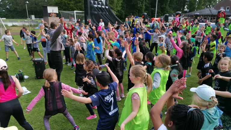 Bewegungs- und Gemeinschaftstag an der Aabachschule mit TRIXITT