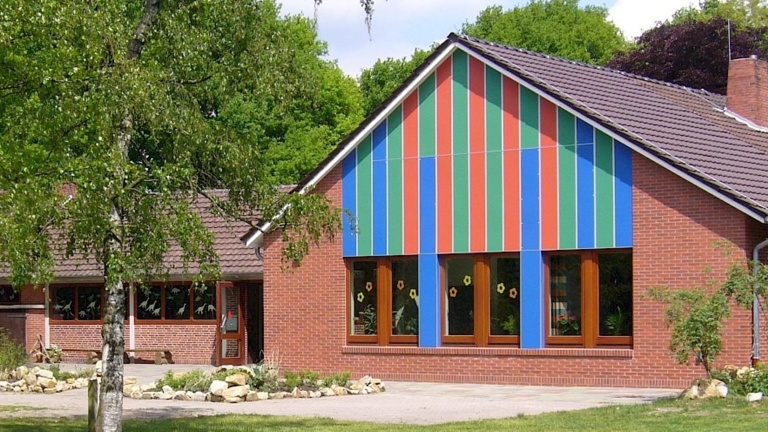 Ein Hexenhaus für unsere Grundschule