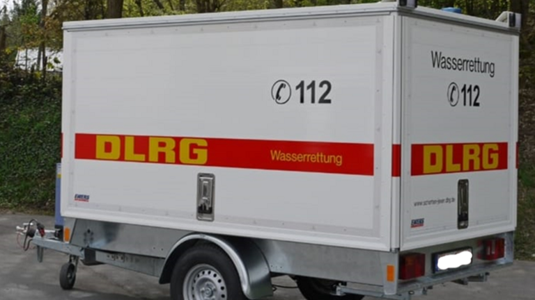 Der dringend benötigte Tauchanhänger der DLRG Diez e.V.