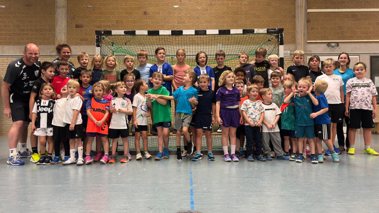 Trainingsausstattung für die Handballkinder