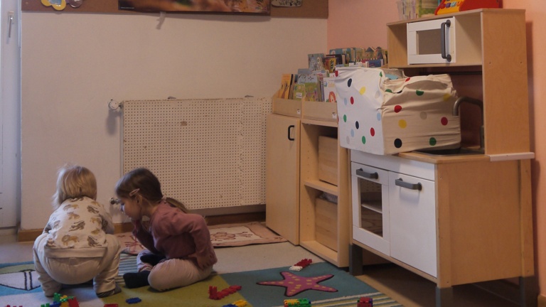 Kleine Würmchen, großer Plan - Wir schaffen uns neue Möbel an!