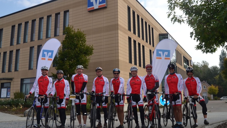 TSV Weißenhorn Radsport bekommt neue Radtrikots