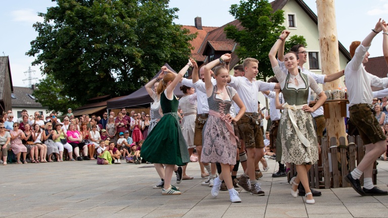 Vereinsfahne für den Kirwaverein Pirk e. V.