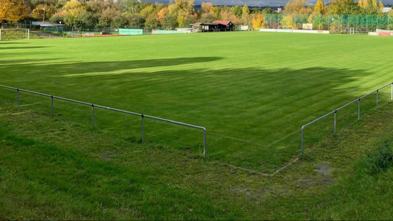 Rasenmähroboter für unseren Sportplatz, FSV Laudenbach