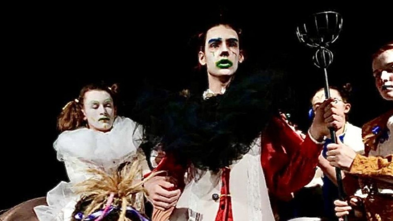 Anders - aber wie? Das neue Musiktheaterprojekt des Jungen Ensembles