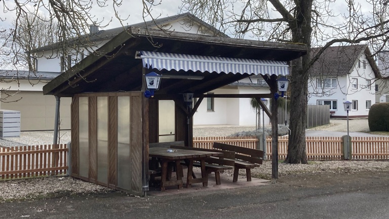 Biergartenhütte Dorfhaus Ganacker