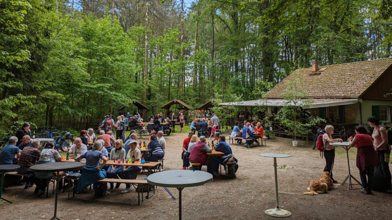 Gemeinsam für ein lebendiges Waldhaus