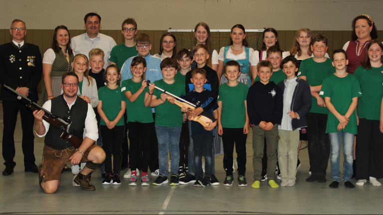 Jugend hat Zukunft - mit neuer Ausrüstung weiter aufwärts