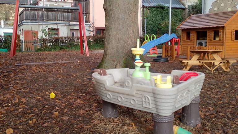 Ein Holzpferd für unser Außengelände