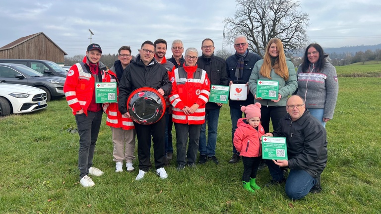 Schnelle Hilfe im Notfall: Neuer Defibrillator für Baierhof &amp;amp; Lix