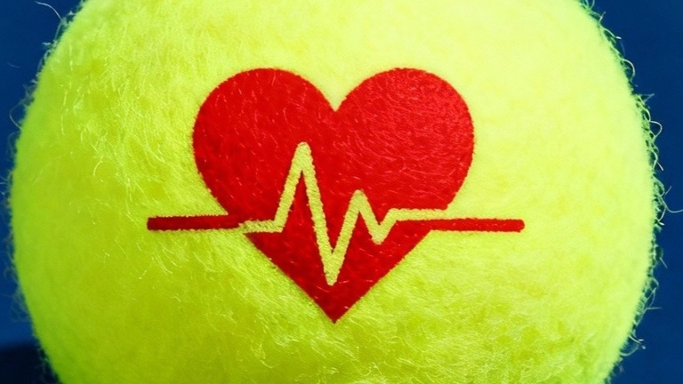 Spiel. Satz. Leben: ein Defibrillator für den TV Geislar