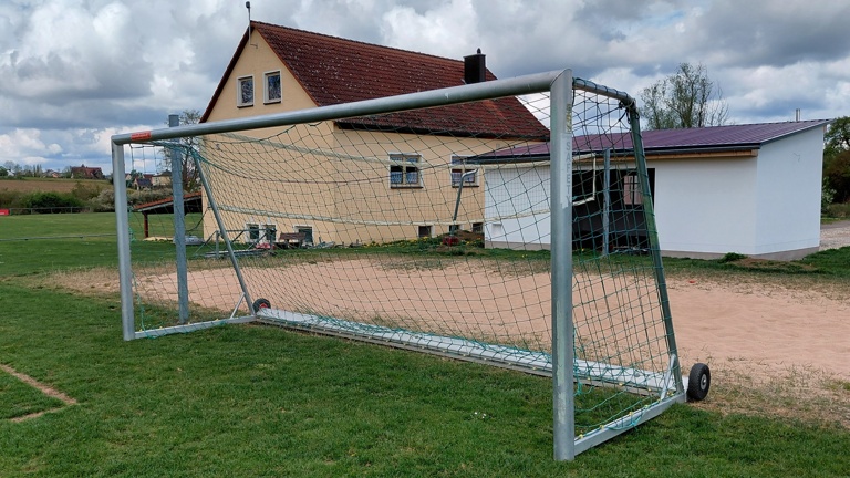 Neue Jugend-Fussballtore SV Obermögersheim