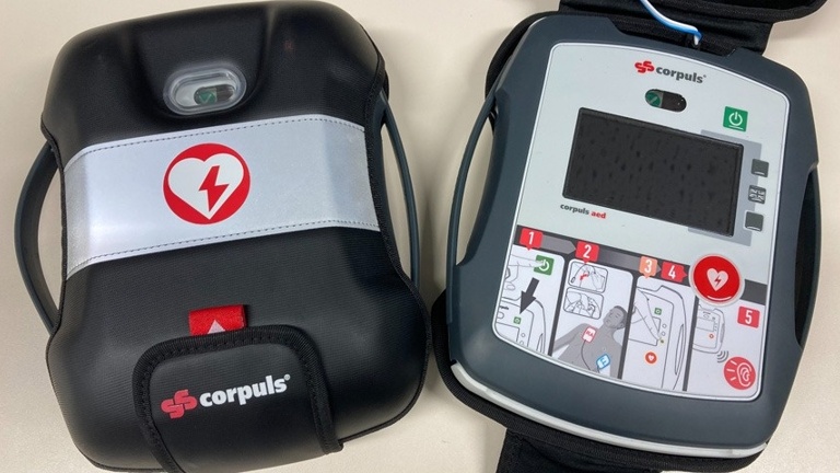 Mobiler Defibrillator für die Rot-Kreuz-Bereitschaft Gerzen
