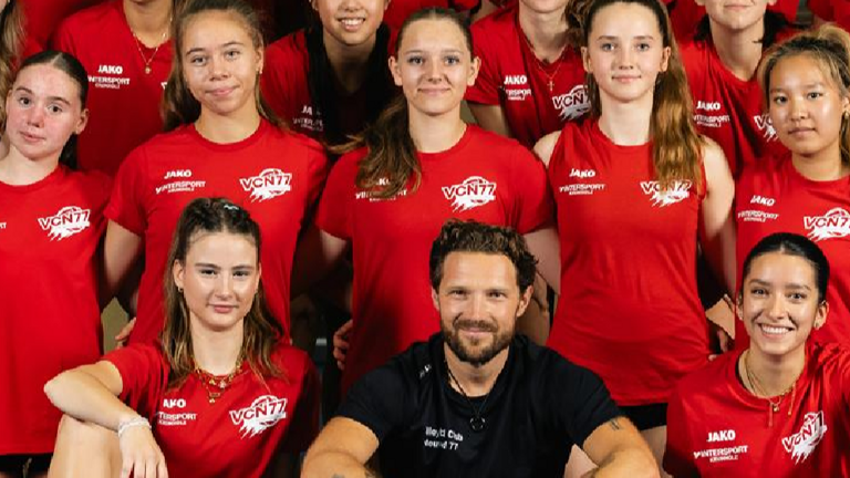 Trikots für die Saison brauchen Nummern