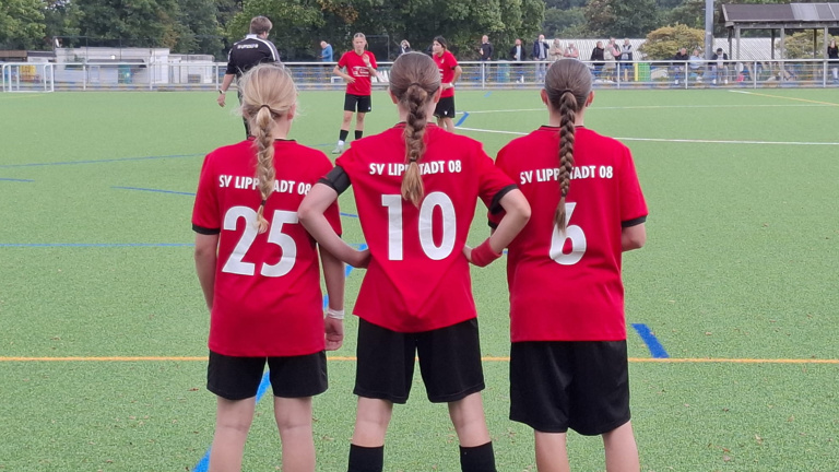 Regenjacken für alle Mädchen - Training bei jedem Wetter