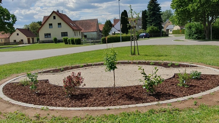 &amp;quot;Milchbänkle&amp;quot; - Gartenbauverein Alerheim-Wörnitzostheim e.V.